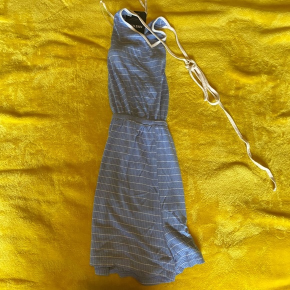 Forever 21 Blue And White Jumpsuit Short Set Size Medium brand new - Picture 8 of 8